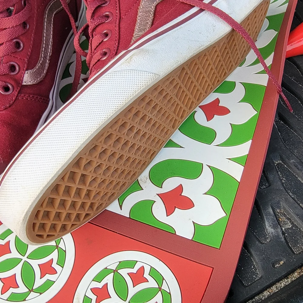 Vans Red High-Top Sneakers - Picture 4 of 4
